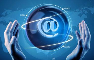 互聯(lián)網產業(yè)黃金時代來臨 四大主題概念股有望王者歸來